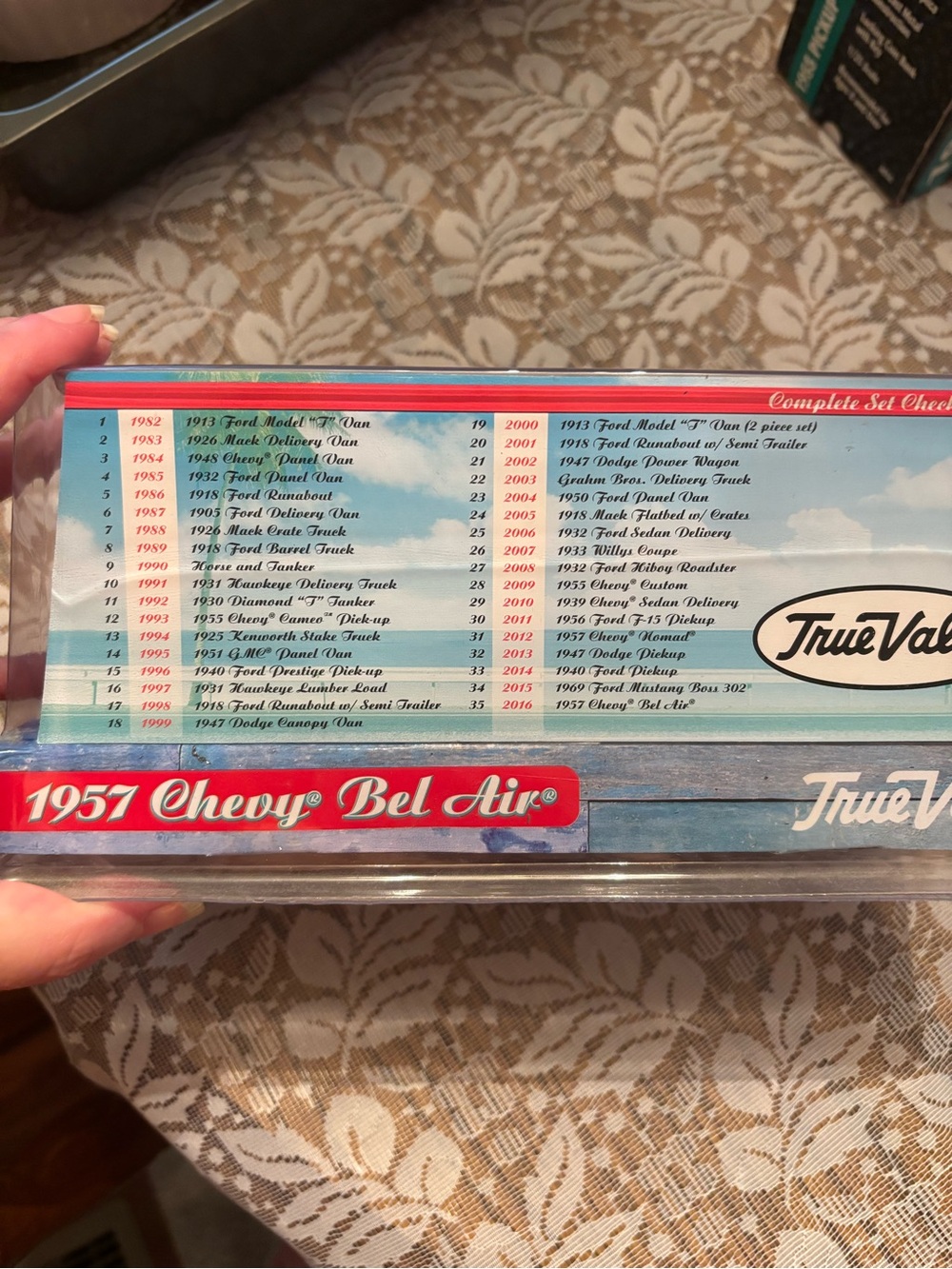 1957 Chevy Bel Air Die-Cast Model - White, Red & Teal - Picture 3 of 3